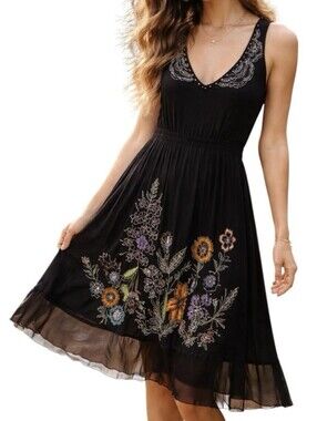 Krista Lee Embroidered Floral Dress Sz S Mesh Hem Dark Romance Whimsigoth Fairy